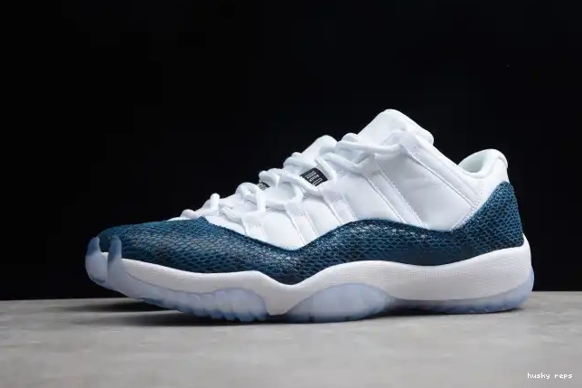 Rep Husky Jordan Navy Air 11 Low CD6846-102 Blue Snakeskin 0611